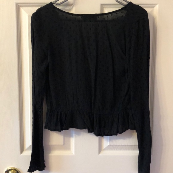 NWT Hollister Top - Picture 4 of 4